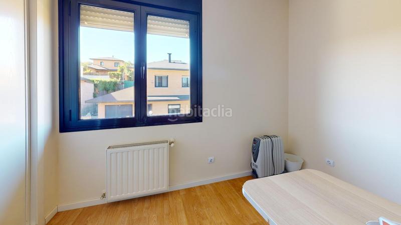 Foto c0d009c0-c210-4584-ab07-78f85219e430. Chalet mit heizung parking pool in Cabanillas del Campo