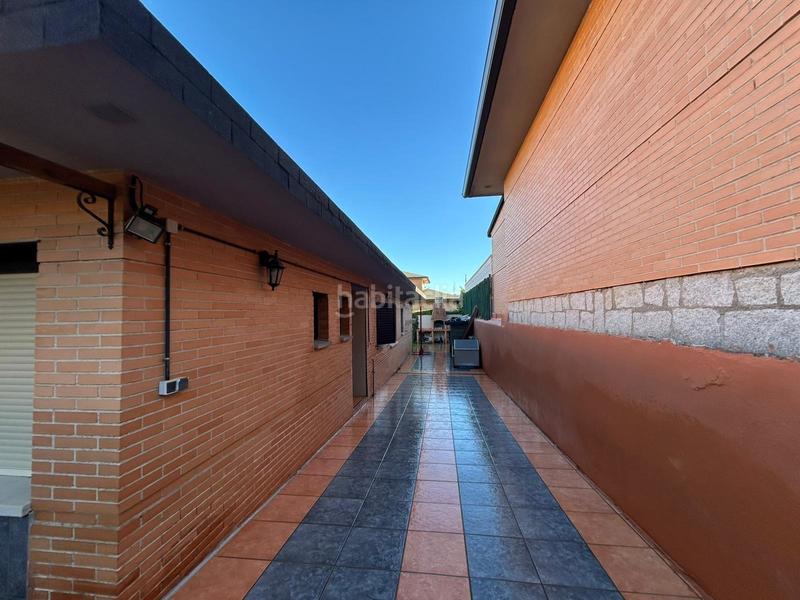 Foto cdf689d0-98fe-448d-8c94-b9238ac09c2a. Chalet mit heizung parking pool in Cabanillas del Campo