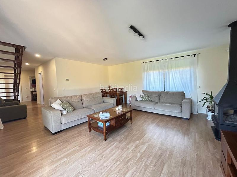 Foto 5ef69fb8-1a5b-4bfc-bf88-d6d1bae8c8b4. Xalet amb calefacció aparcament piscina a Cabanillas del Campo