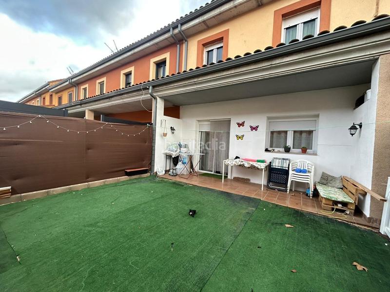 Foto 297891ce-18f8-4d71-a7c7-8fff1148b8ac. Chalet con parcheggio in Pioz