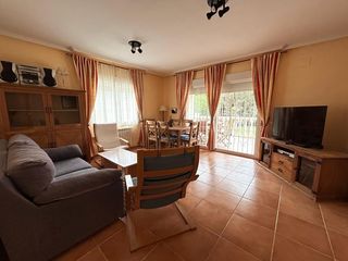 Xalet a Pioz. Chalet independiente en una planta