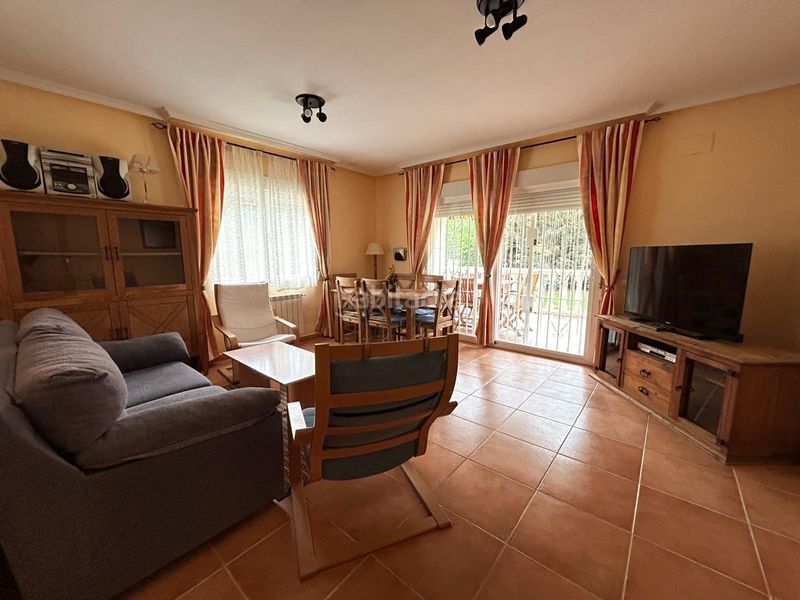 Foto 43ac43a8-54cd-408b-b2ac-b43947304b1c. Chalet  independiente en una planta en Pioz