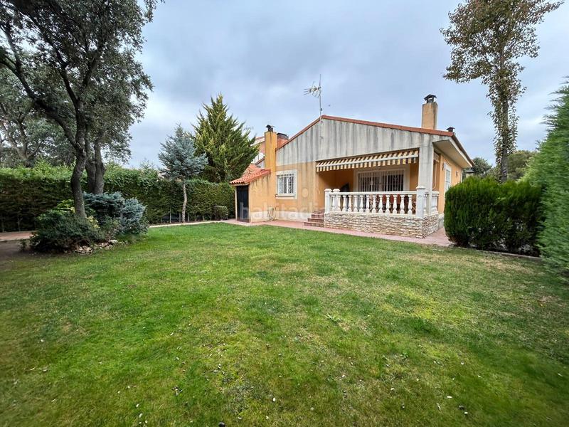 Foto 66c45611-2c6a-4000-8579-608944602f28. Chalet with heating in Pioz