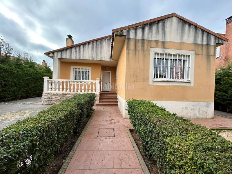 Foto 9124bea0-48cc-496b-b8db-e5f15dee2cbb. Chalet  independiente en una planta en Pioz