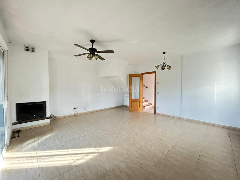 Foto 4cc4435f-9de2-469e-85f0-9d552dcb5d53. Xalet amb aparcament a Pioz