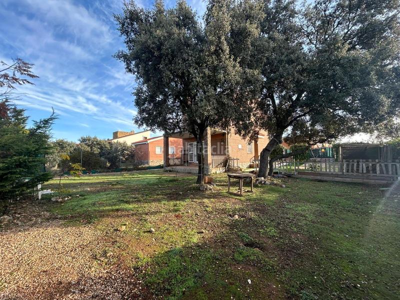 Foto ea55f6cd-247b-4613-8e2b-f0f43abd1576. Xalet amb aparcament a Pioz