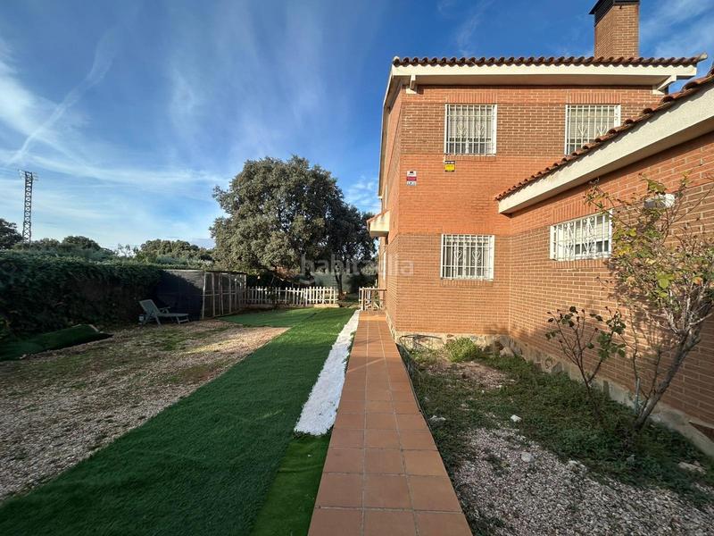 Foto f7ebaf3b-a7c4-4b64-9a2a-87136db5792d. Xalet amb aparcament a Pioz