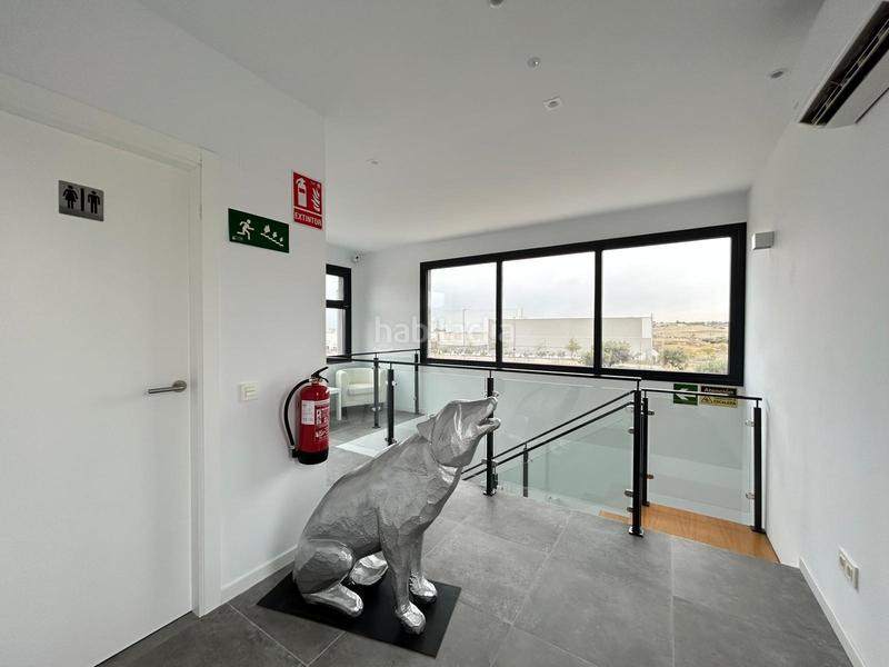 Foto 4384dcff-358d-4362-ae56-57f4aec66d4d. Fabrikhalle in Villalbilla pueblo Villalbilla