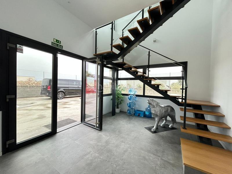 Foto 80890f61-f124-40fb-83a3-9be143ee3a31. Fabrikhalle in Villalbilla pueblo Villalbilla