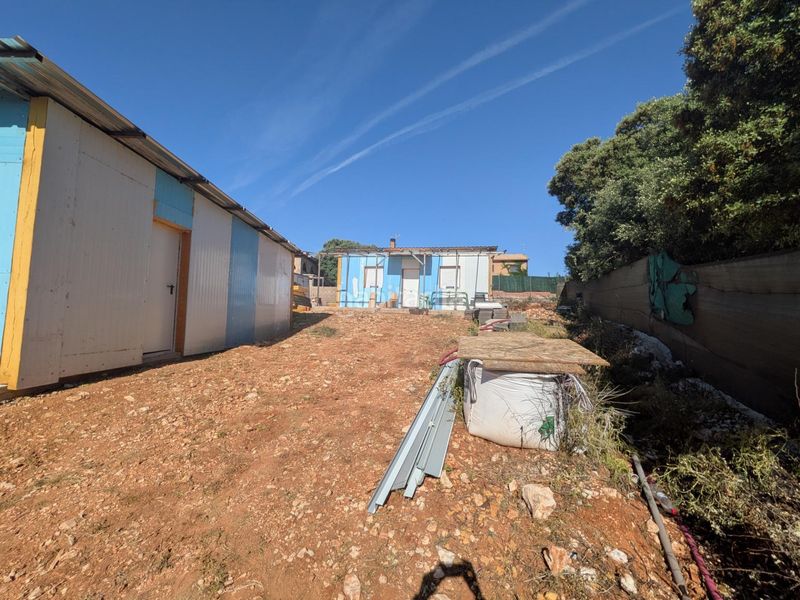 Foto f7333771-b7b3-4eb2-82ac-697b286fdcab. Casa amb aparcament a Pioz