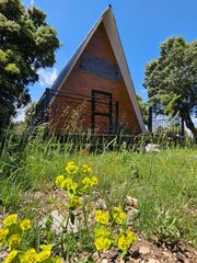 Casa en Hontoba. Terreno con vivienda
