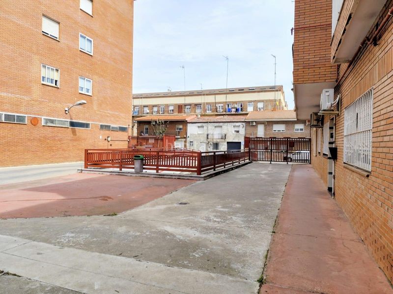 Foto c41d65f0-c919-4a7d-9cd5-c187da1d8611. Dúplex amb calefacció aparcament a La Estación Azuqueca de Henares