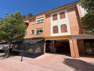 Car parking in Estación-Parque O´Donnell. Venta plaza de garaje via complutense