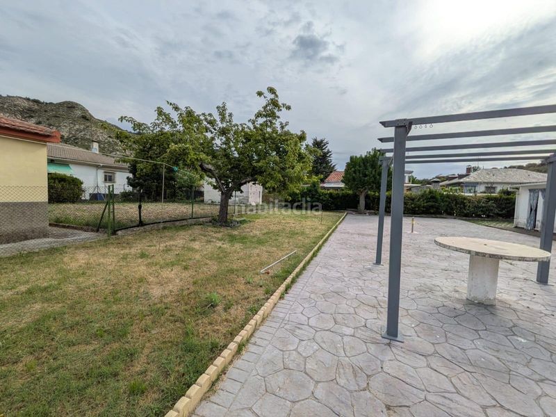 Foto 01b8bea1-5606-4089-a0f3-49e1c9ddf390. Chalet  independiente en los manantiales en Hontoba