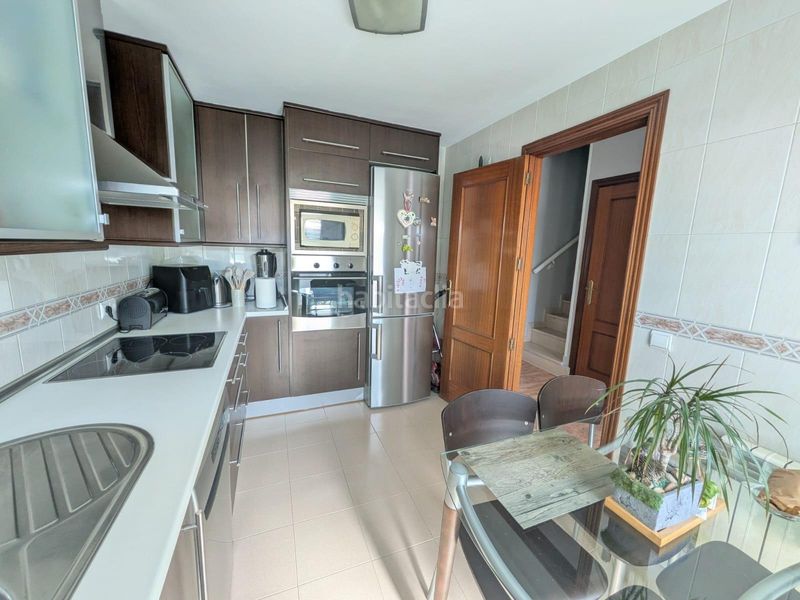Foto 402edcdb-6fa5-46b7-b747-b7f6c5c105a2. Casa adossada amb calefacció aparcament a Pioz