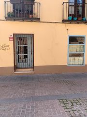 Piccolo appartamento in Casco Histórico. Apartamento en casco historico de alcala de henares