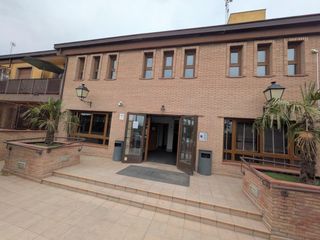 Apartament a Villalbilla Pueblo. Apartamento residencial los cerros. villalbilla