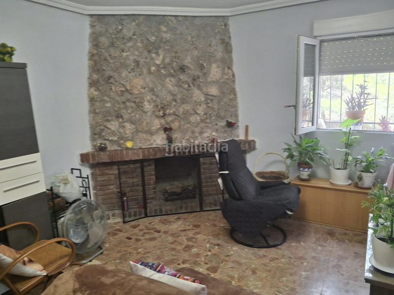 Foto d25dcbd0-4f86-4949-b454-516e63acb2dd. Xalet amb aparcament a Renera