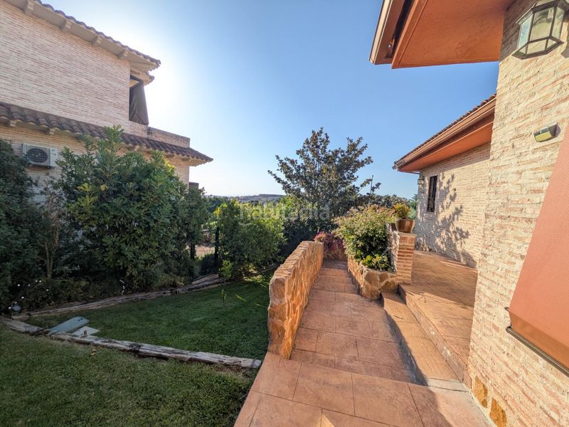 Foto 932b8776-9bb1-4ae3-80eb-2cb7e564753d. Chalet venta chalet urbanizacion sotolargo. en Valdeaveruelo