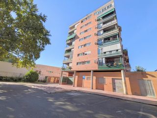 Flat in Reyes Católicos