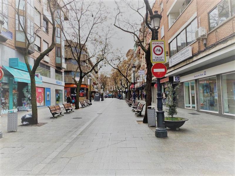 Foto f5d51ff5-907a-4735-abf3-368759819435. Local comercial amb calefacció a Casco Antiguo Alcorcón