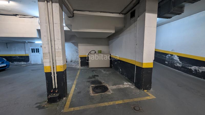 Foto b13940a8-f4b2-45ed-a815-e9cb83e6427e. Piso  en venta en calle de julián zugazagoitia en Madrid