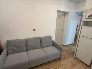 Location Appartement  Calle de lope de haro. **piso en alquiler en el corazón comercial de la ciudad**
