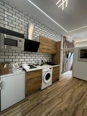 Rent Studio  Calle pinos alta. Piso tipo estudio totalmente reformado y a estrenar – listo para