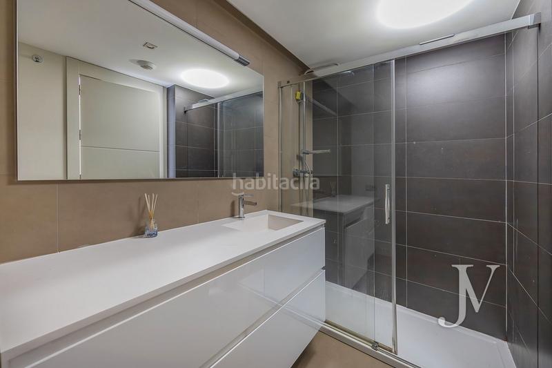 Foto 4454a9cd-74f8-4960-bbcc-069f33d5dd8a. Piso puerta de hierro: edificio del 2015, zonas comunes, piscina, padel, gym, 3 dormitorios con 2 baños, garaje, trasetro en Madrid