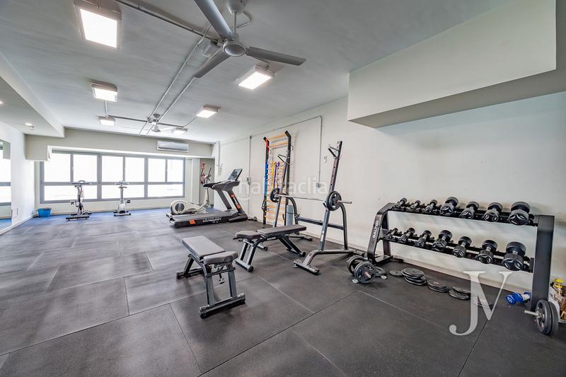 Foto a4d8604a-15fc-4946-976b-262c7992ae2b. Piso puerta de hierro: edificio del 2015, zonas comunes, piscina, padel, gym, 3 dormitorios con 2 baños, garaje, trasetro en Madrid
