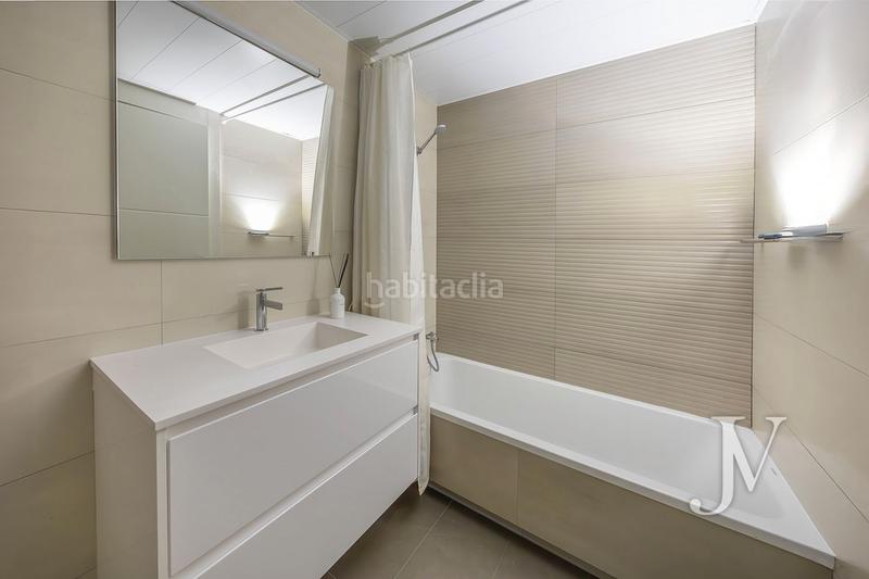 Foto d43a17a9-a27b-41c7-bf20-59ae454b867c. Piso puerta de hierro: edificio del 2015, zonas comunes, piscina, padel, gym, 3 dormitorios con 2 baños, garaje, trasetro en Madrid