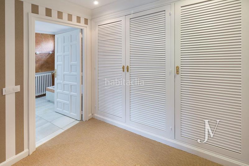 Foto 0ed8d752-1d5b-4c94-a4ae-cd2a8db13f55. Rent chalet with heating parking pool in Ciudad Universitaria Madrid