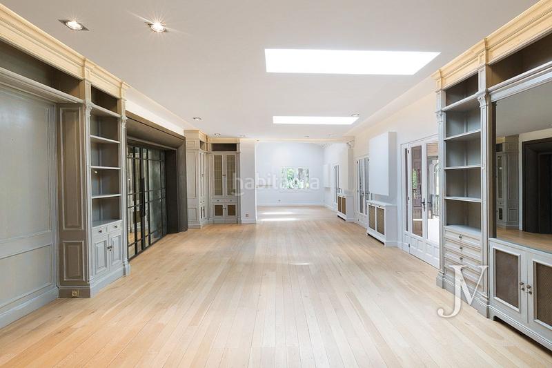 Foto 33d93636-607e-47b4-b805-16f1b676096b. Rent chalet with heating parking pool in Ciudad Universitaria Madrid