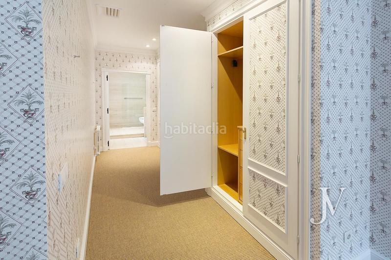 Foto 78424a01-d622-4385-ba16-8d9e0f0b27b4. Location chalet avec chauffage parking piscine dans Madrid