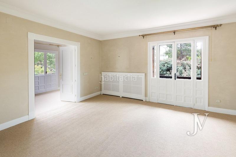 Foto a47027b9-2d30-4a07-beff-12e3fd8daf01. Location chalet avec chauffage parking piscine dans Madrid