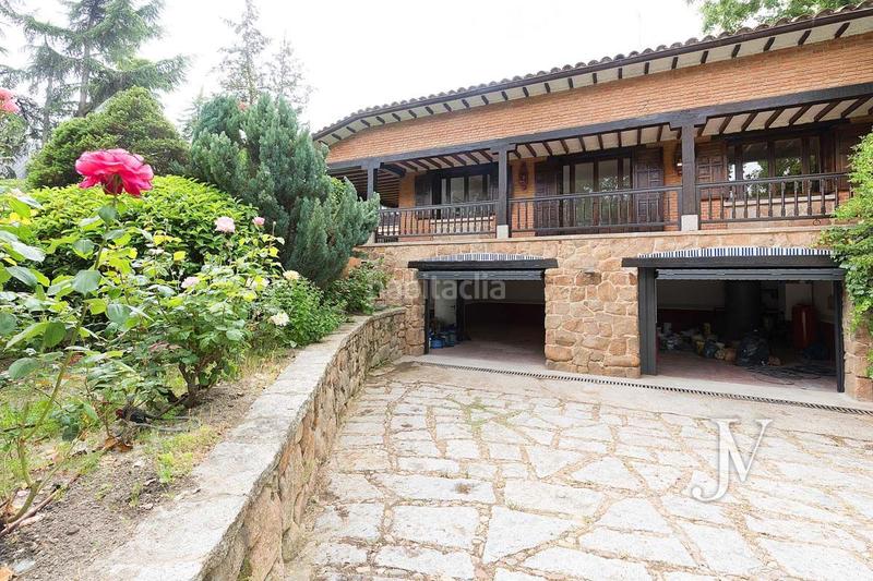 Foto 7a8d85b4-8acd-4db6-96c2-765dad42b43d. Affitto chalet con riscaldamento parcheggio piscina in Madrid