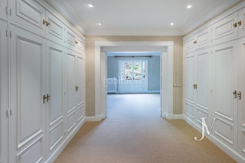 Foto 6efd2d3a-b88b-484d-8a74-74e7c1fe72ea. Lloguer xalet amb calefacció aparcament piscina a Madrid