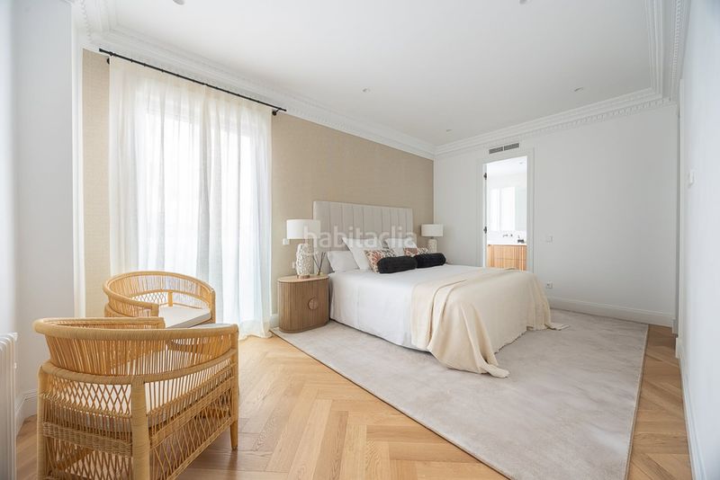 Foto 1c228075-82c8-46ac-8edd-4bc278f70d80. Pis amb calefacció a Castellana Madrid