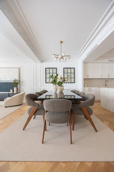 Foto 209699e8-c710-4c58-be30-5be9818195af. Pis amb calefacció a Castellana Madrid