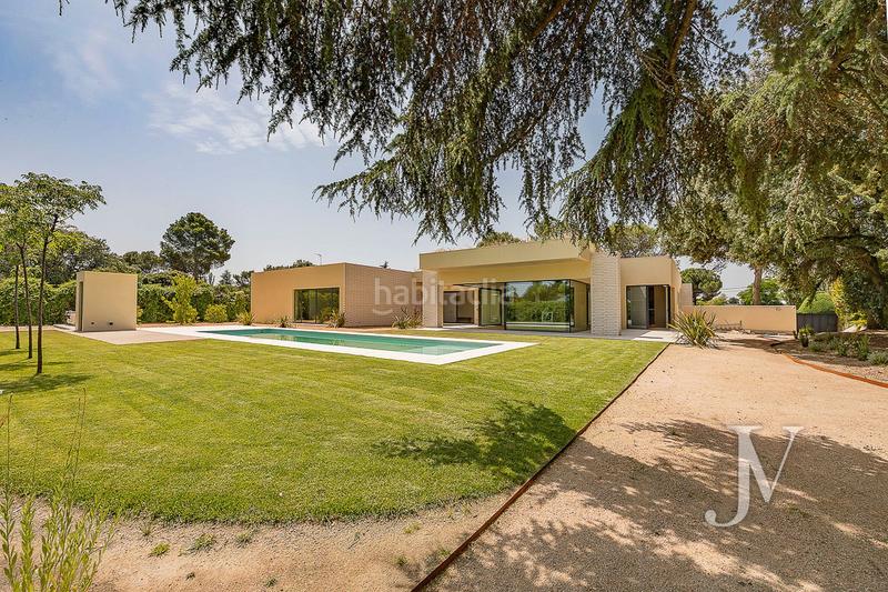 Foto b0b87b45-8f5d-4195-8b87-e7ca60e97af8. Xalet amb calefacció aparcament piscina a Las Lomas Boadilla del Monte