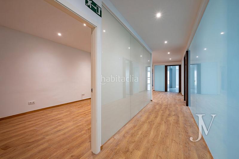 Foto fa1380f3-bff1-46e0-a837-490fe470e012. Bureau avec chauffage parking dans Las Tablas Madrid