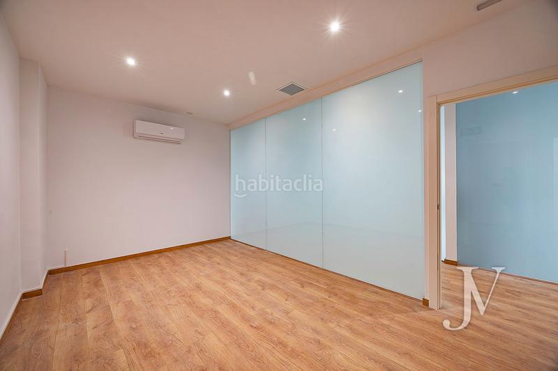 Foto 2929f7d0-423e-4f83-9902-26e1fb42220a. Office space with heating parking in Las Tablas Madrid