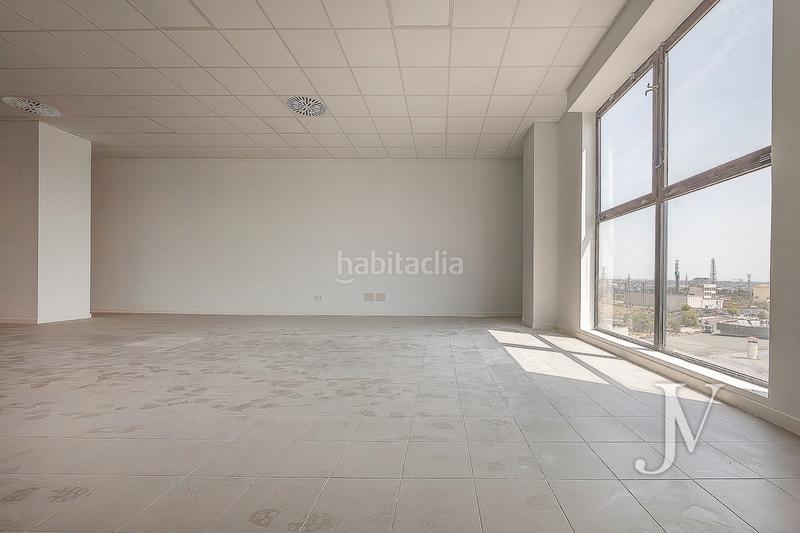 Foto 701b15b0-1337-45d4-8292-f1d0ba45a516. Oficina en Las Tablas Madrid
