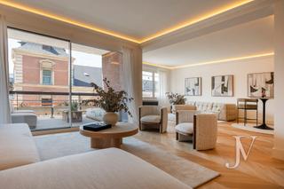 Etagenwohnung  Calle de antonio maura. Jernimos - barrio de salamanca, a estrenar, 291m2, 4 dormitorio