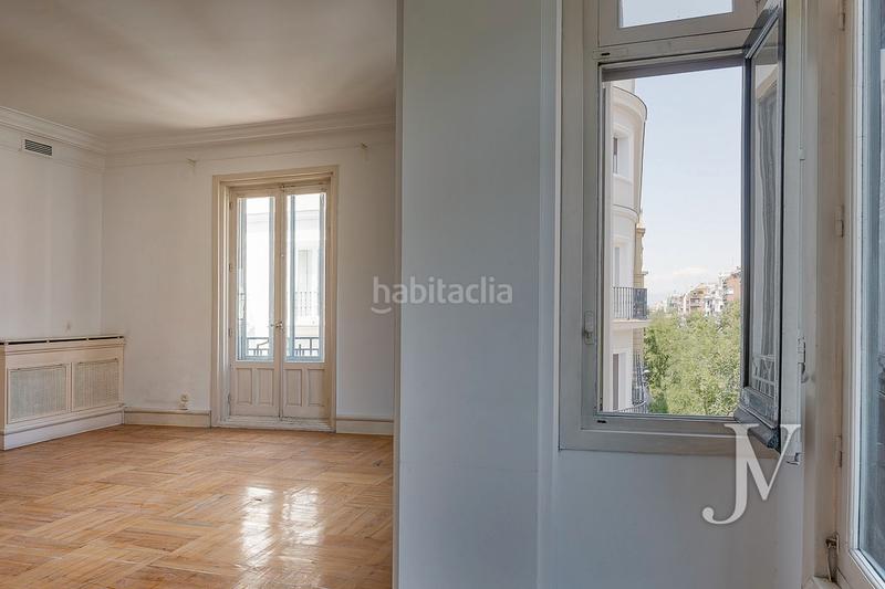 Foto ab7a5fa6-cfff-43bf-acf5-11b1e33b0400. Pis a calle de ferraz 11 a Argüelles Madrid