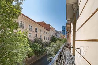 Alquiler Piso  Calle de fortuny. Calle fortuny: vivienda en alquiler en edificio clásico, echos d