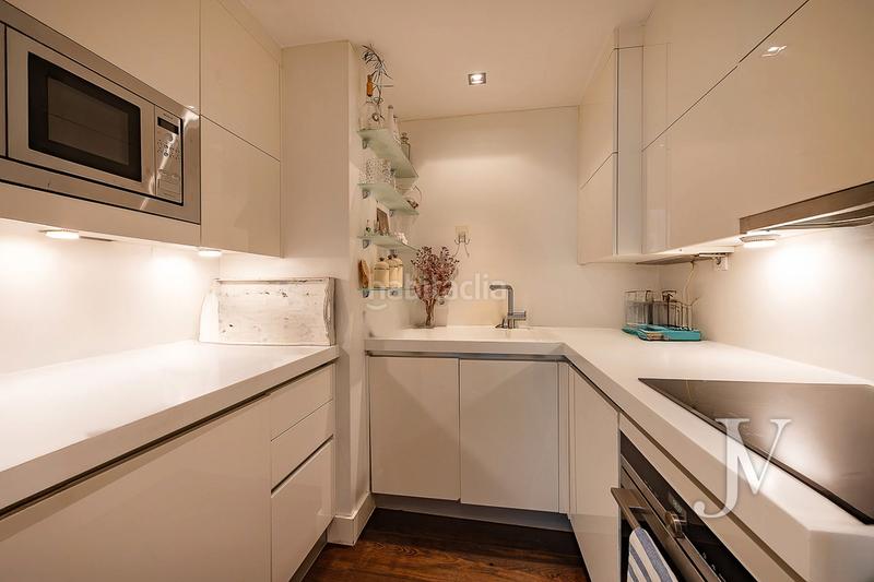 Foto 4ef6cca1-9949-4859-9336-8add9b66341d. Pis amb calefacció piscina a Castellana Madrid