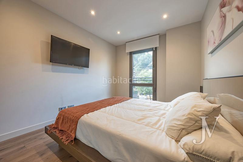 Foto 21c81411-8ec8-4efd-a25e-a2ebd6ddba74. Piso en calle valderaduey 4 puerta de hierro: edificio construido en el 2015, con piscina zona infantil, pádel, gimnasio, sala polivalente para cumpleaños en Madrid