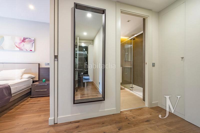 Foto 3f16ed47-8e85-4c58-9d59-bdbfb62b6f3b. Piso en calle valderaduey 4 puerta de hierro: edificio construido en el 2015, con piscina zona infantil, pádel, gimnasio, sala polivalente para cumpleaños en Madrid