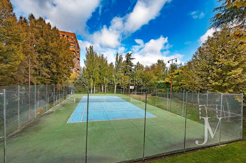 Foto 121960aa-54c6-45a7-8553-1097510e6a95. Appartement avec chauffage piscine dans Fuentelarreina Madrid